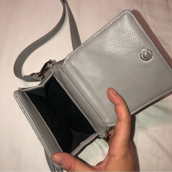 Steve Madden grey crossbody - Picture 4 of 6